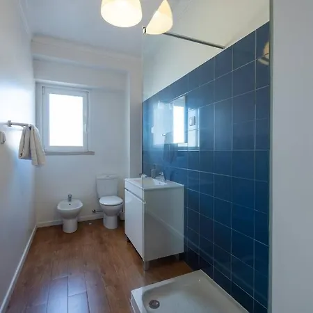 Casa Do Largo-vista Sobre