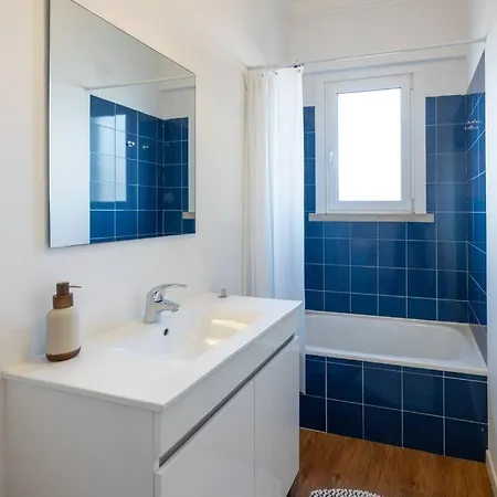 Casa Do Largo-vista Sobre * Lissabon